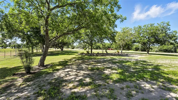 $2,500,000 | 2410 Fm 1680, Flatonia, TX 78941