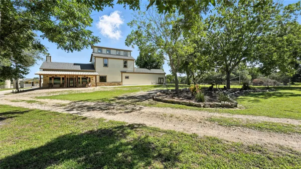 $2,500,000 | 2410 Fm 1680, Flatonia, TX 78941