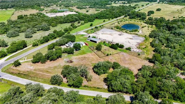 $2,500,000 | 2410 Fm 1680, Flatonia, TX 78941