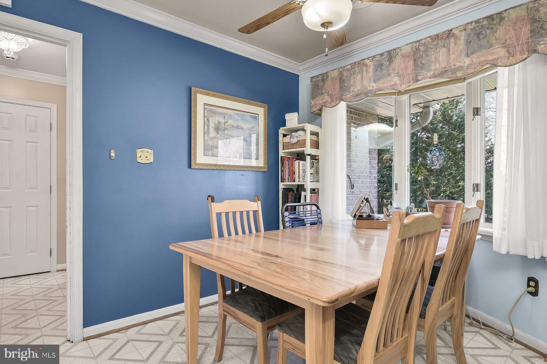 4530 Ten Oaks Road Dayton, MD 21036 - Photo 14 of 49 Breakfast room with bay window