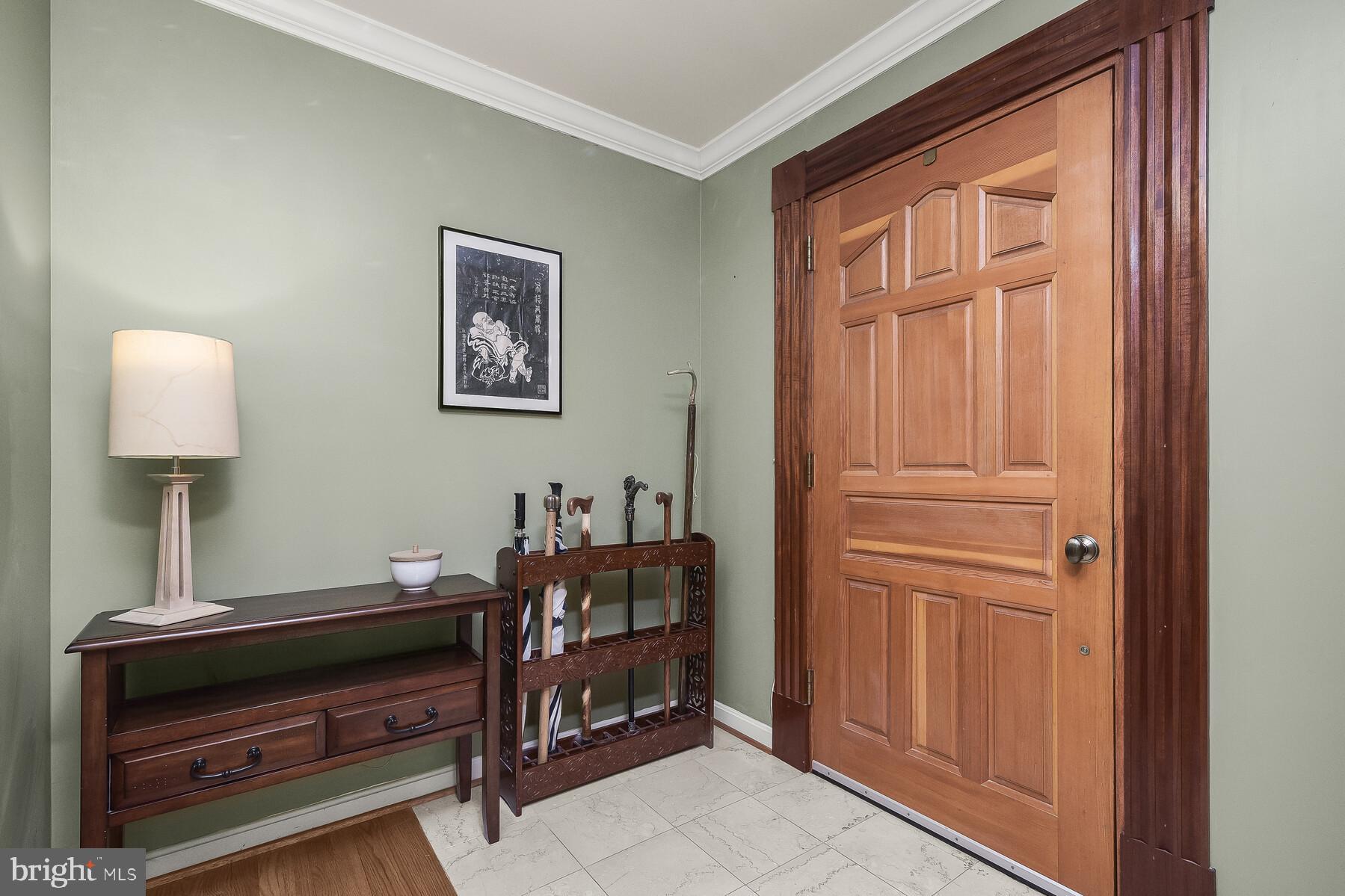 4530 Ten Oaks Road Dayton, MD 21036 - Photo 4 of 49 Foyer