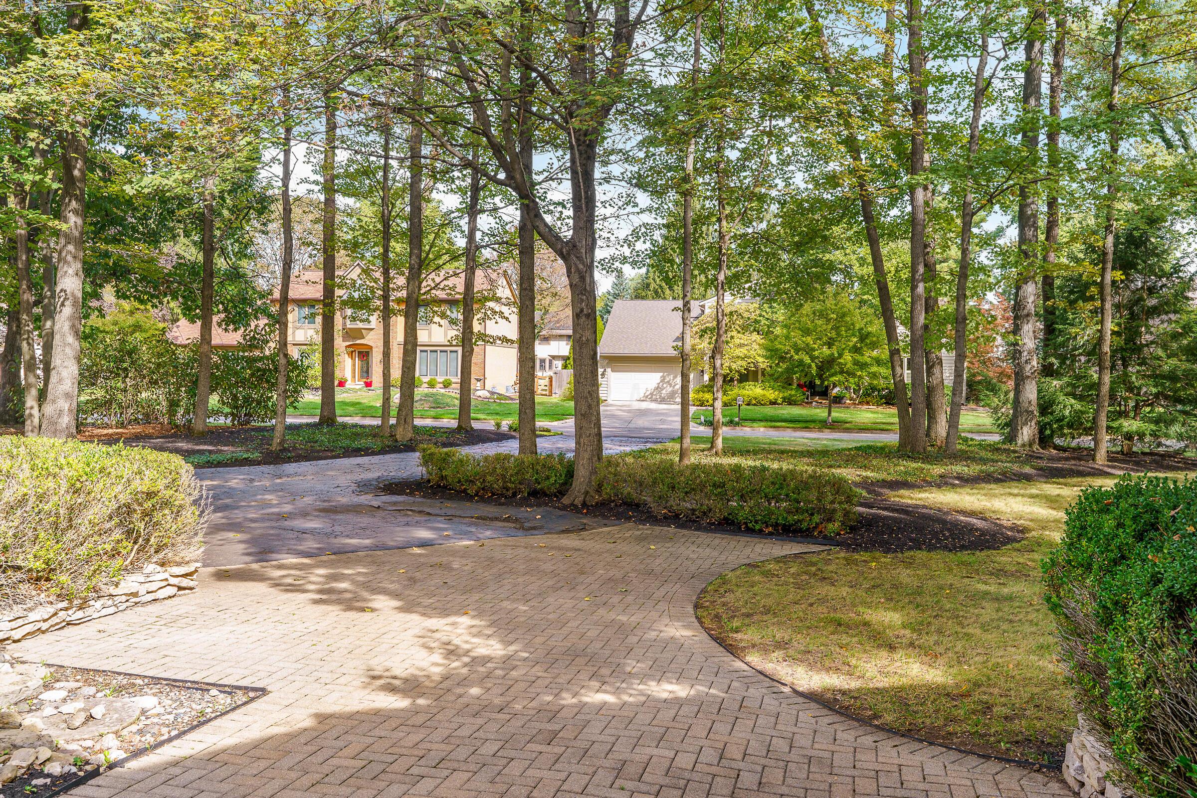 1037 Ravine Ridge Drive Columbus, OH 43085 - Photo 74 of 74 Driveway