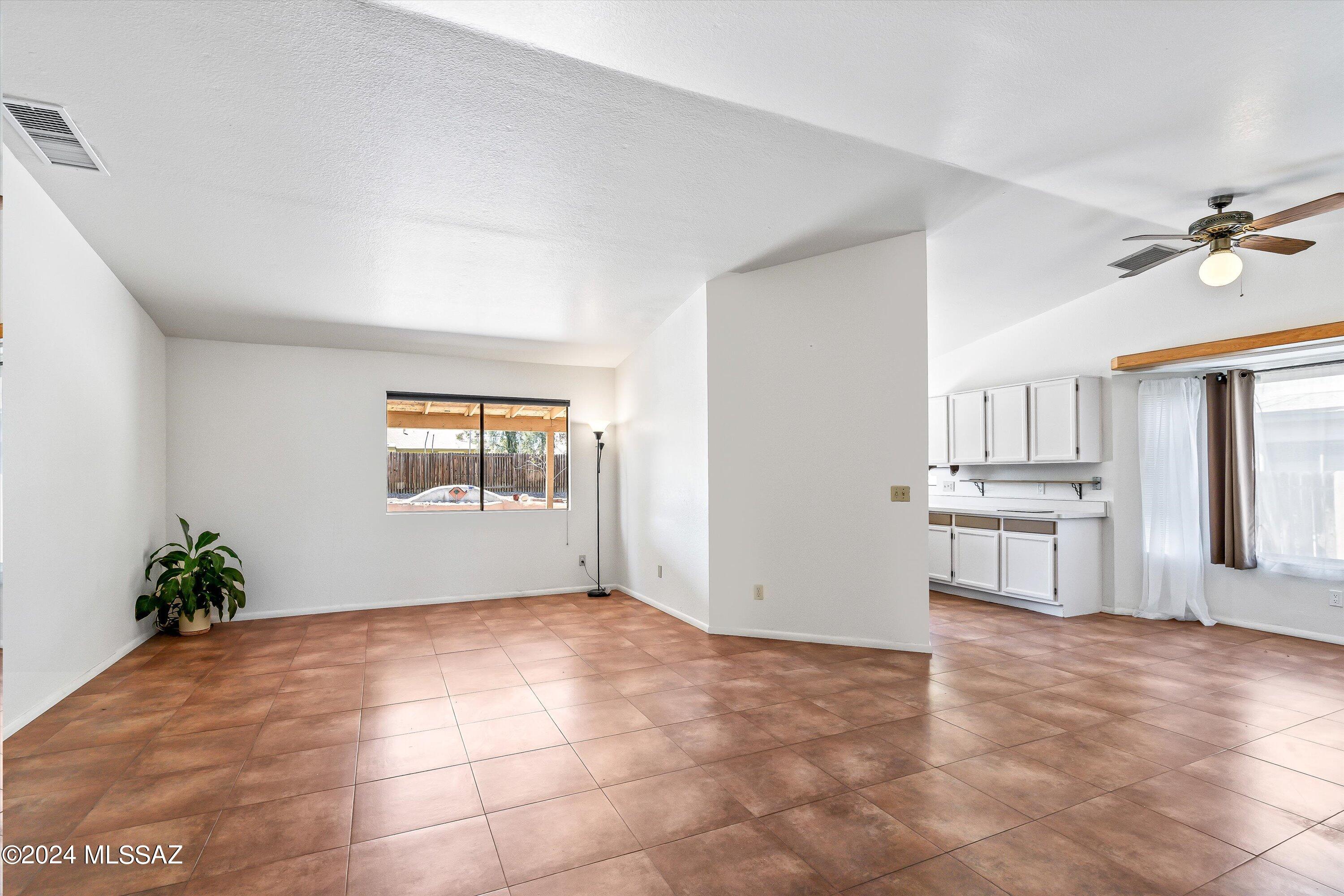 2551 West Firebrook Road Tucson, AZ 85741 - Photo 2 of 24