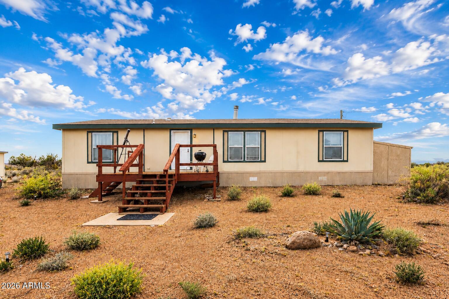 39 N5362 Road Concho, AZ 85924 - Photo 2 of 39 39 County Road N5362 Concho AZ 85924