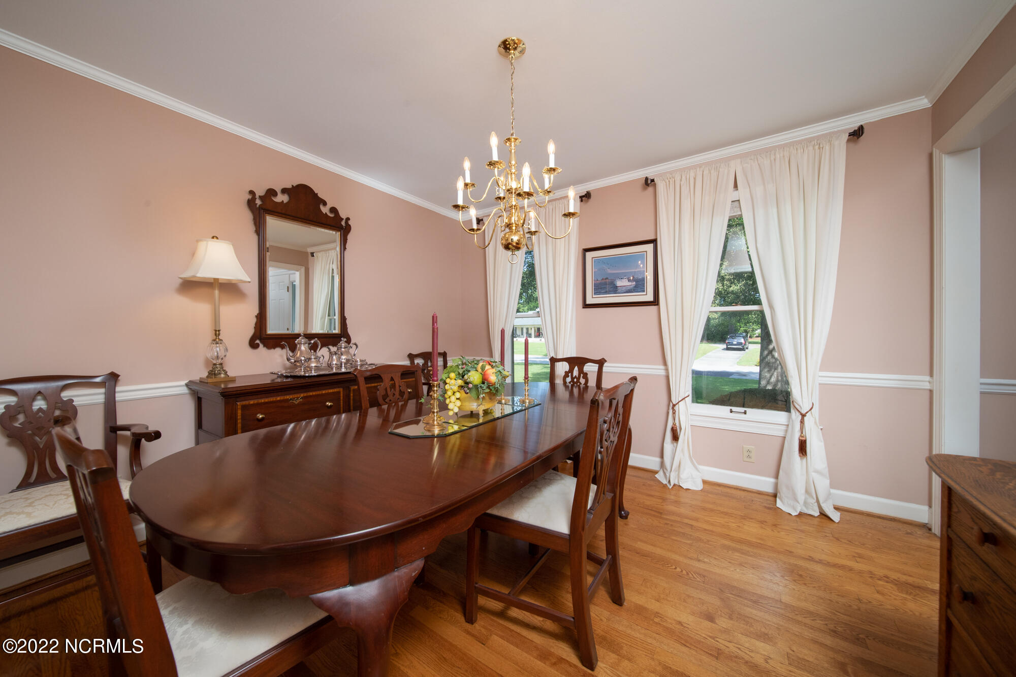 801 Lake Pointe Road New Bern, NC 28562 - Photo 13 of 40 Dining Room