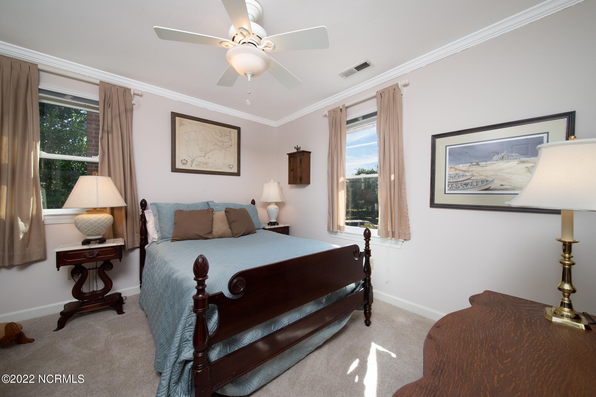 801 Lake Pointe Road New Bern, NC 28562 - Photo 19 of 40 Second Bedroom