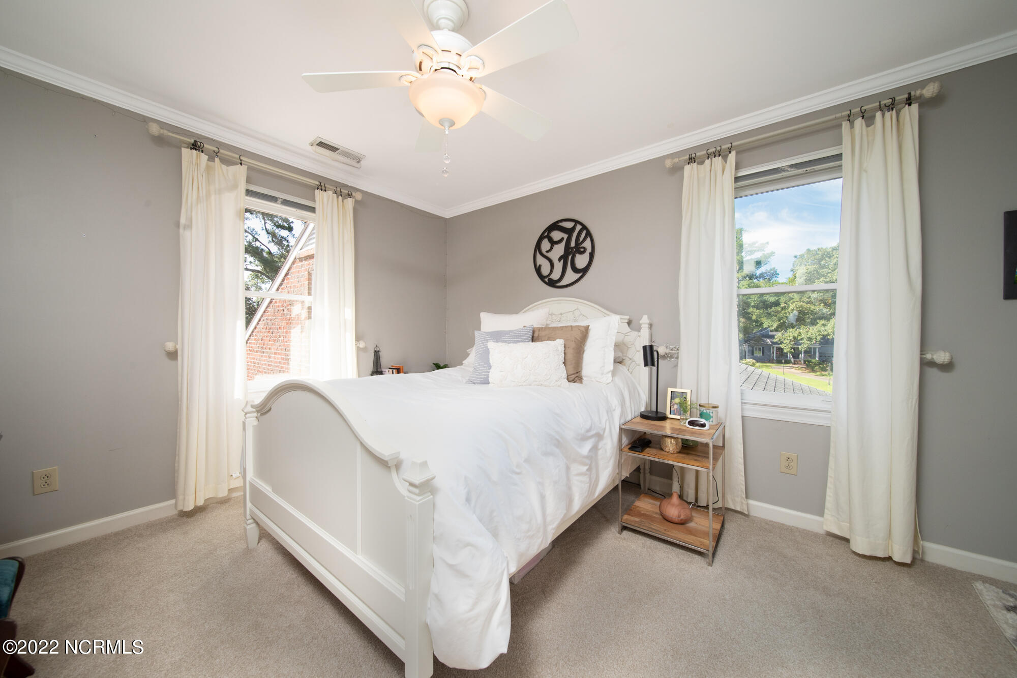 801 Lake Pointe Road New Bern, NC 28562 - Photo 21 of 40 Third Bedroom