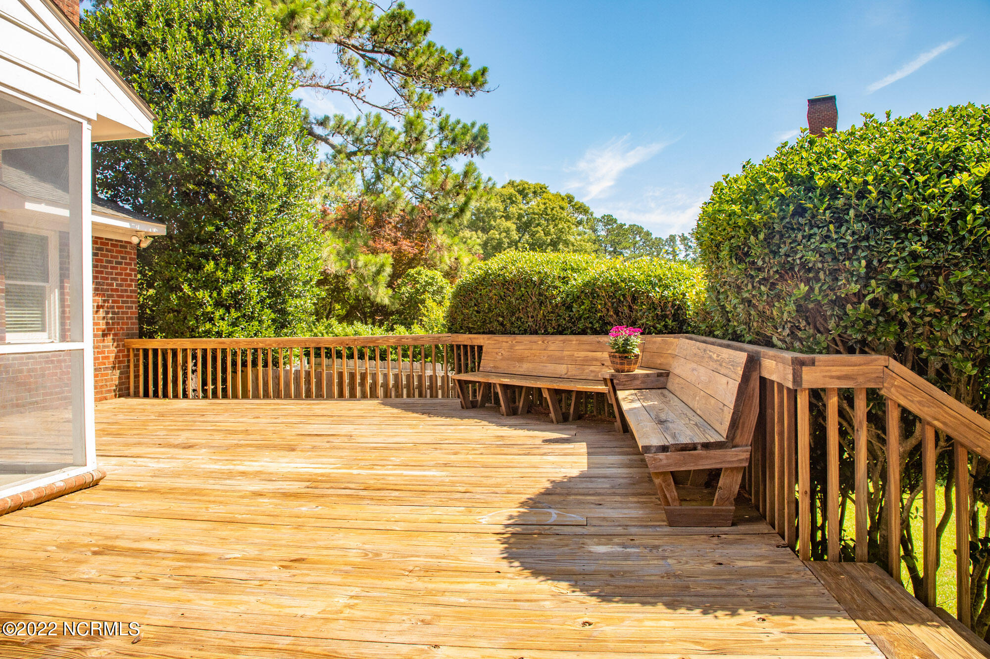 801 Lake Pointe Road New Bern, NC 28562 - Photo 28 of 40 Rear - Deck