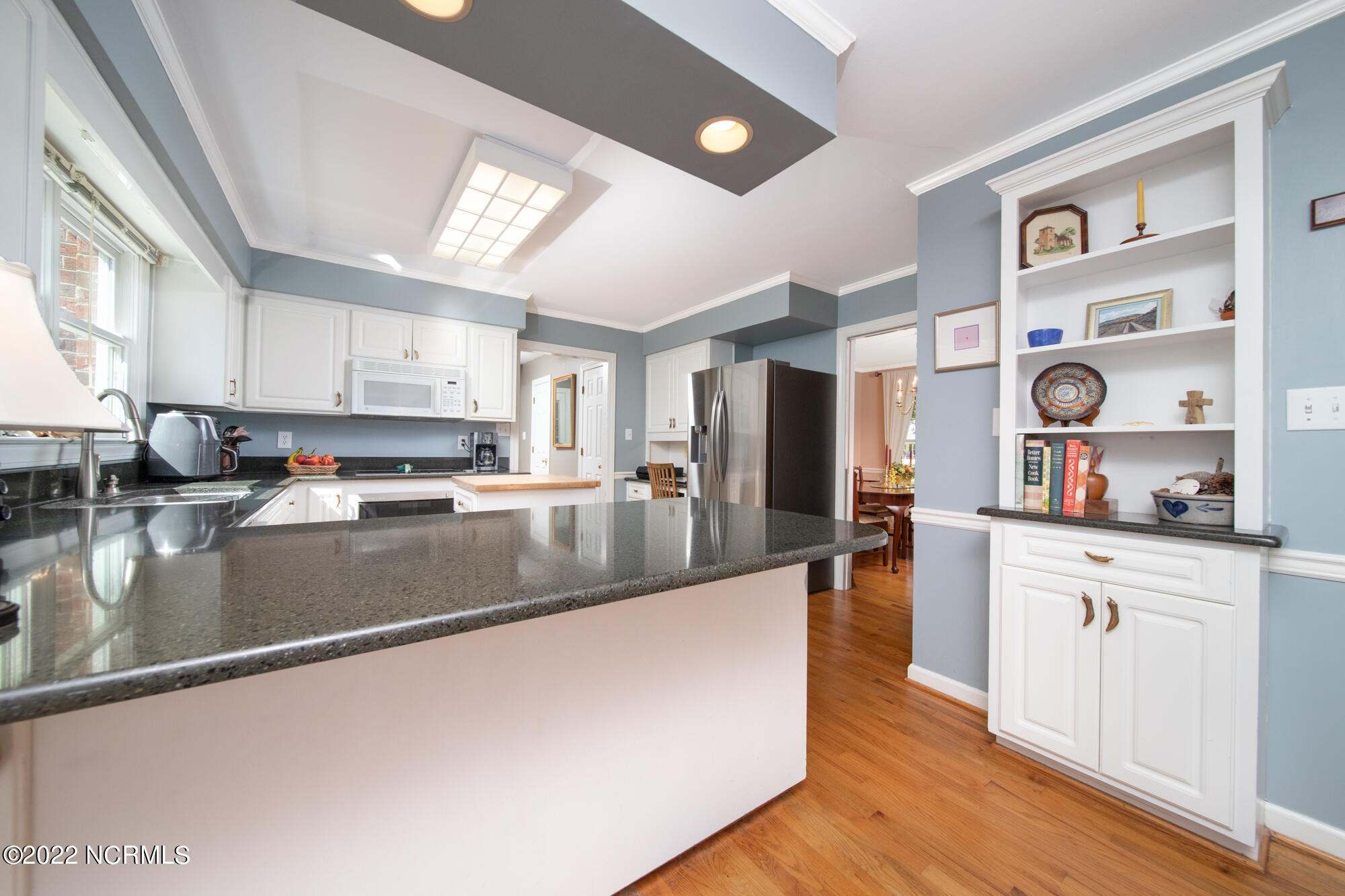801 Lake Pointe Road New Bern, NC 28562 - Photo 10 of 40 Kitchen