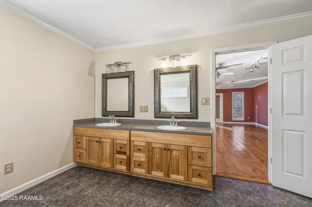 $395,000 | 308 Stelly Road, Carencro, LA 70520