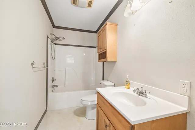 $395,000 | 308 Stelly Road, Carencro, LA 70520