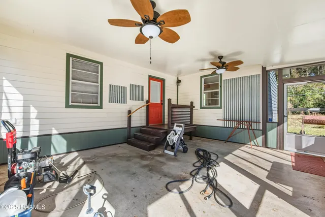 $395,000 | 308 Stelly Road, Carencro, LA 70520