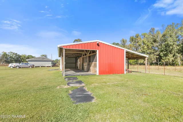 $395,000 | 308 Stelly Road, Carencro, LA 70520