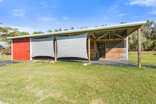 $395,000 | 308 Stelly Road, Carencro, LA 70520
