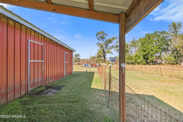 $395,000 | 308 Stelly Road, Carencro, LA 70520
