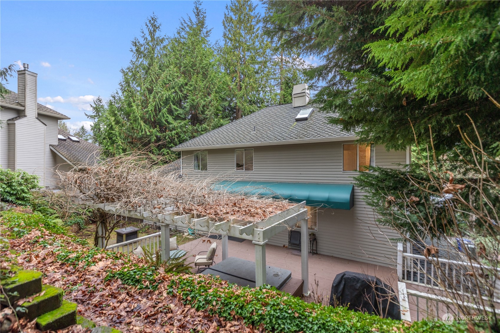 10411 Northeast 152nd Place Bothell, WA 98011 - Photo 36 of 38 a view of outdoor space and yard