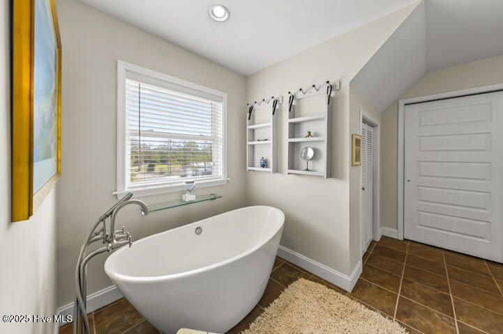 363 Cabin Creek Road Merritt, NC 28556 - Photo 73 of 131 Soaking Tub