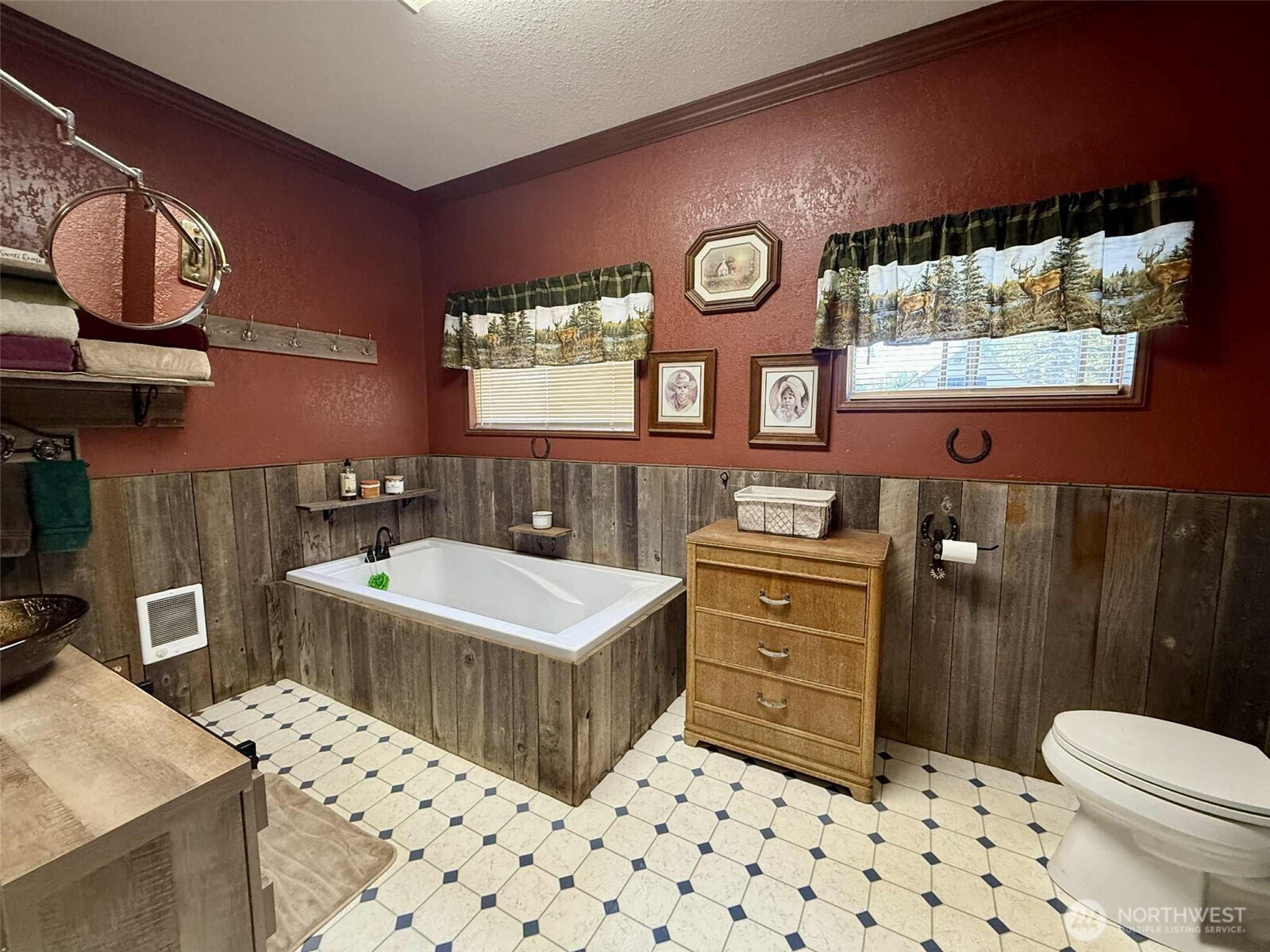15 Heise Road South Elma, WA 98541 - Photo 11 of 40 a bathroom with a sink a toilet and a shower