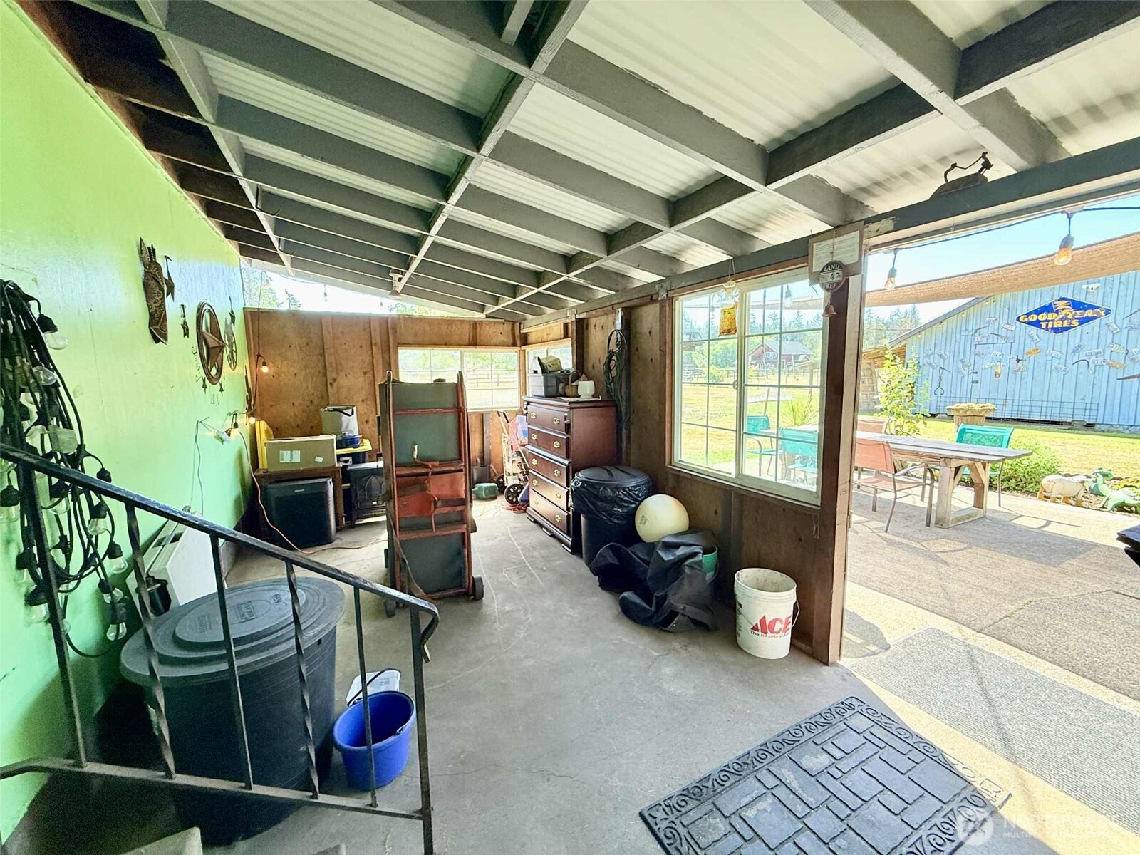 15 Heise Road South Elma, WA 98541 - Photo 22 of 40 a view of a chairs and table in a patio