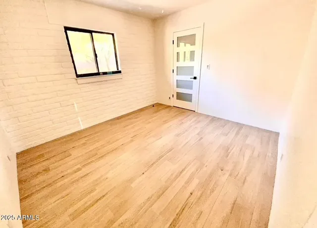 $1,900 | 5811 East Surrey Drive, Unit 2, Cave Creek, AZ 85331