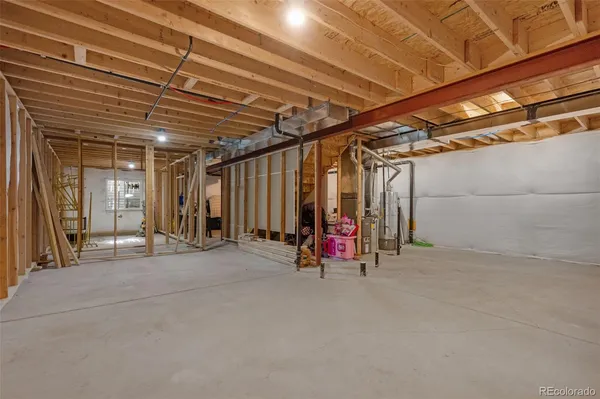 $390,000 | 84 South 4th Avenue, Deer Trail, CO 80105
