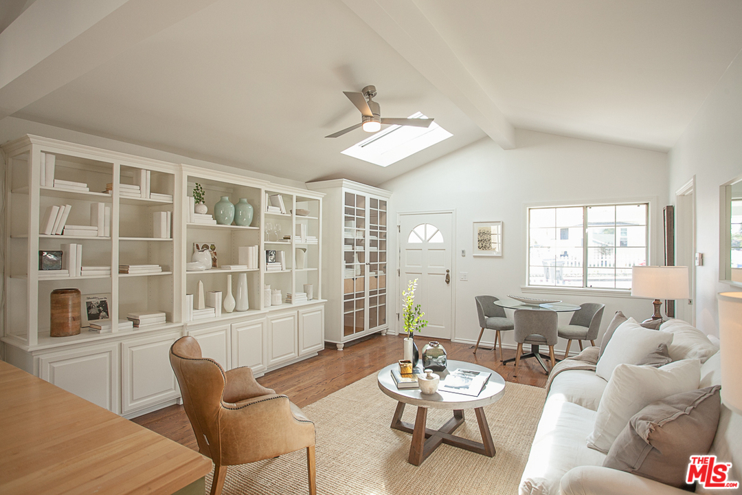 1923 Rockefeller Lane Redondo Beach, CA 90278 - Photo 11 of 32 Gallery Image 11