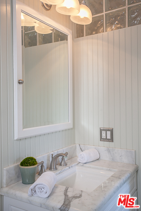1923 Rockefeller Lane Redondo Beach, CA 90278 - Photo 21 of 32 Gallery Image 21