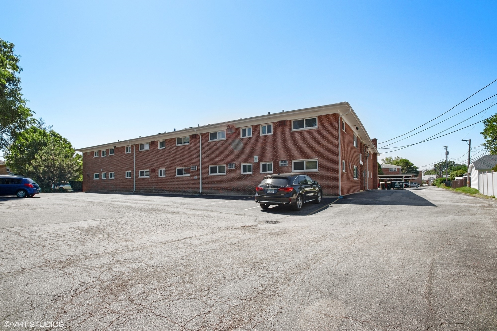 724 North Western Avenue, Unit L Park Ridge, IL 60068 - Photo 11 of 11 a view of a car garage