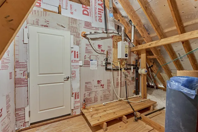 $699,000 | 122 Coral Bells Court, Conroe, TX 77304