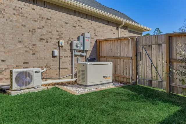 $699,000 | 122 Coral Bells Court, Conroe, TX 77304