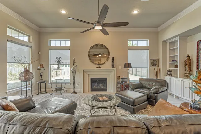 $699,000 | 122 Coral Bells Court, Conroe, TX 77304