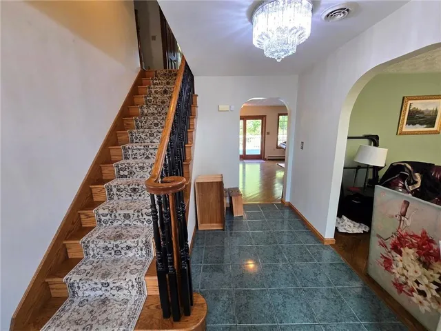 en view interior of a house and natural light
