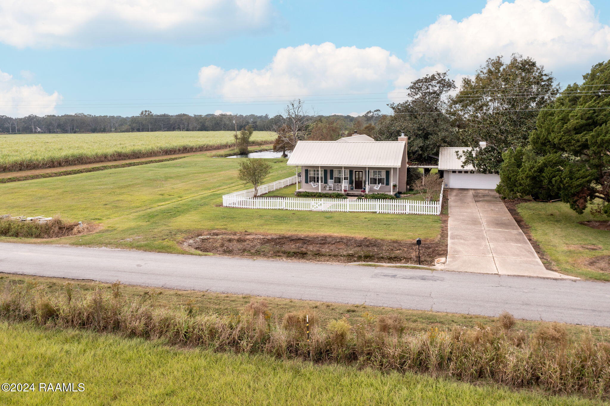 8438 Dudley Road Abbeville, LA 70510 - Photo 5 of 32 37-web-or-mls-DJI_0207-Edit