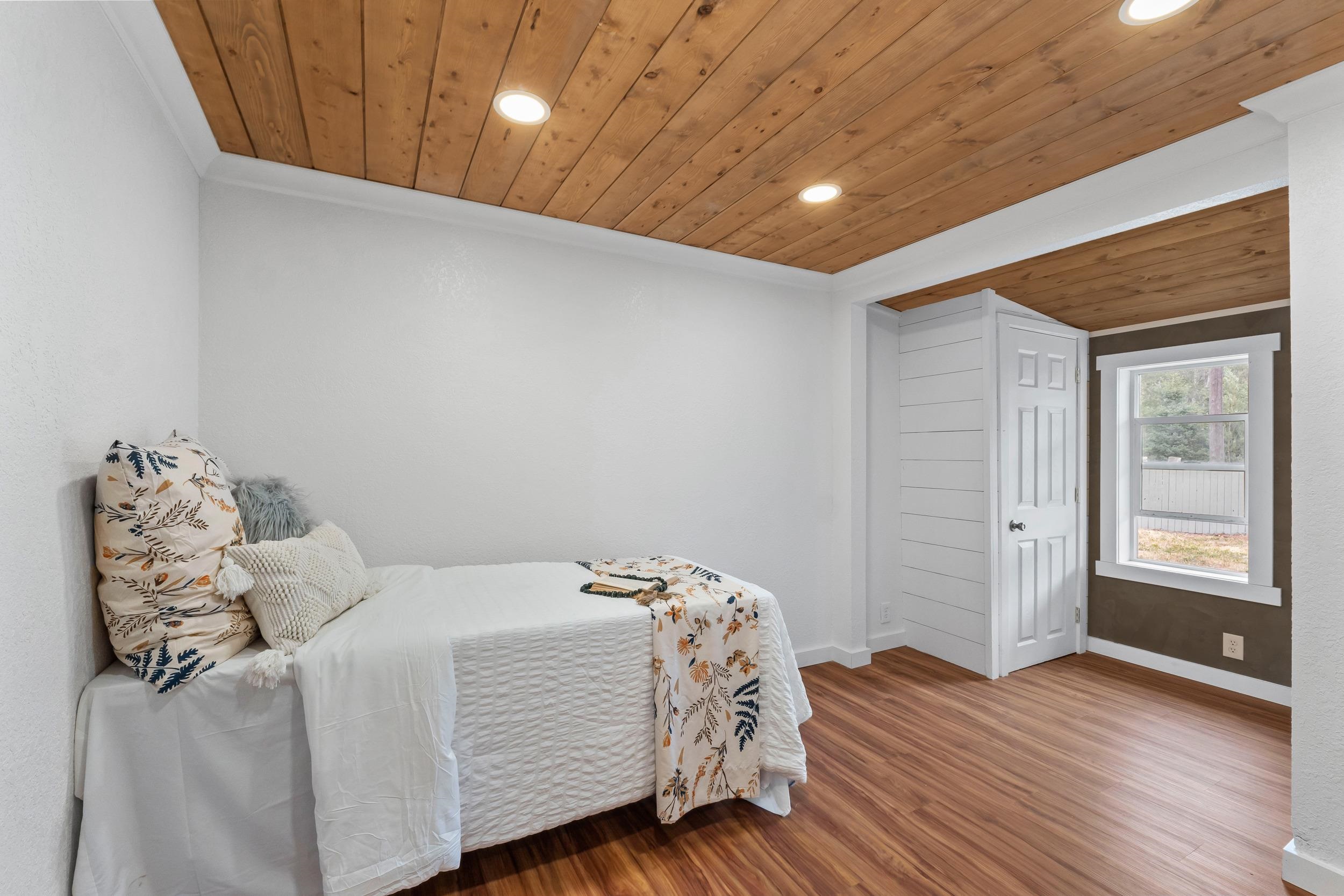 34326 North Milan Road Chattaroy, WA 99003 - Photo 13 of 25 Gallery Image 13