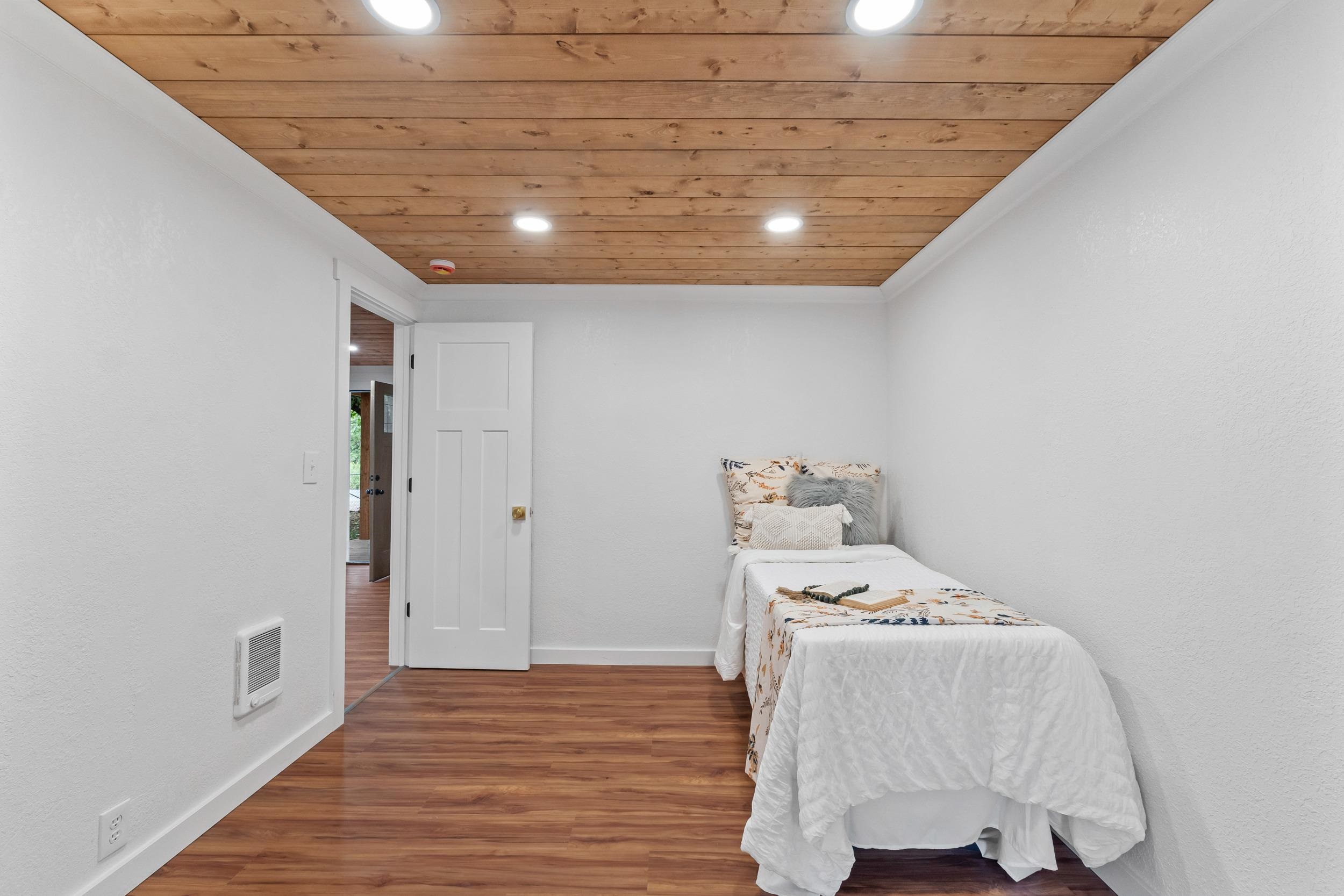 34326 North Milan Road Chattaroy, WA 99003 - Photo 14 of 25 Gallery Image 14