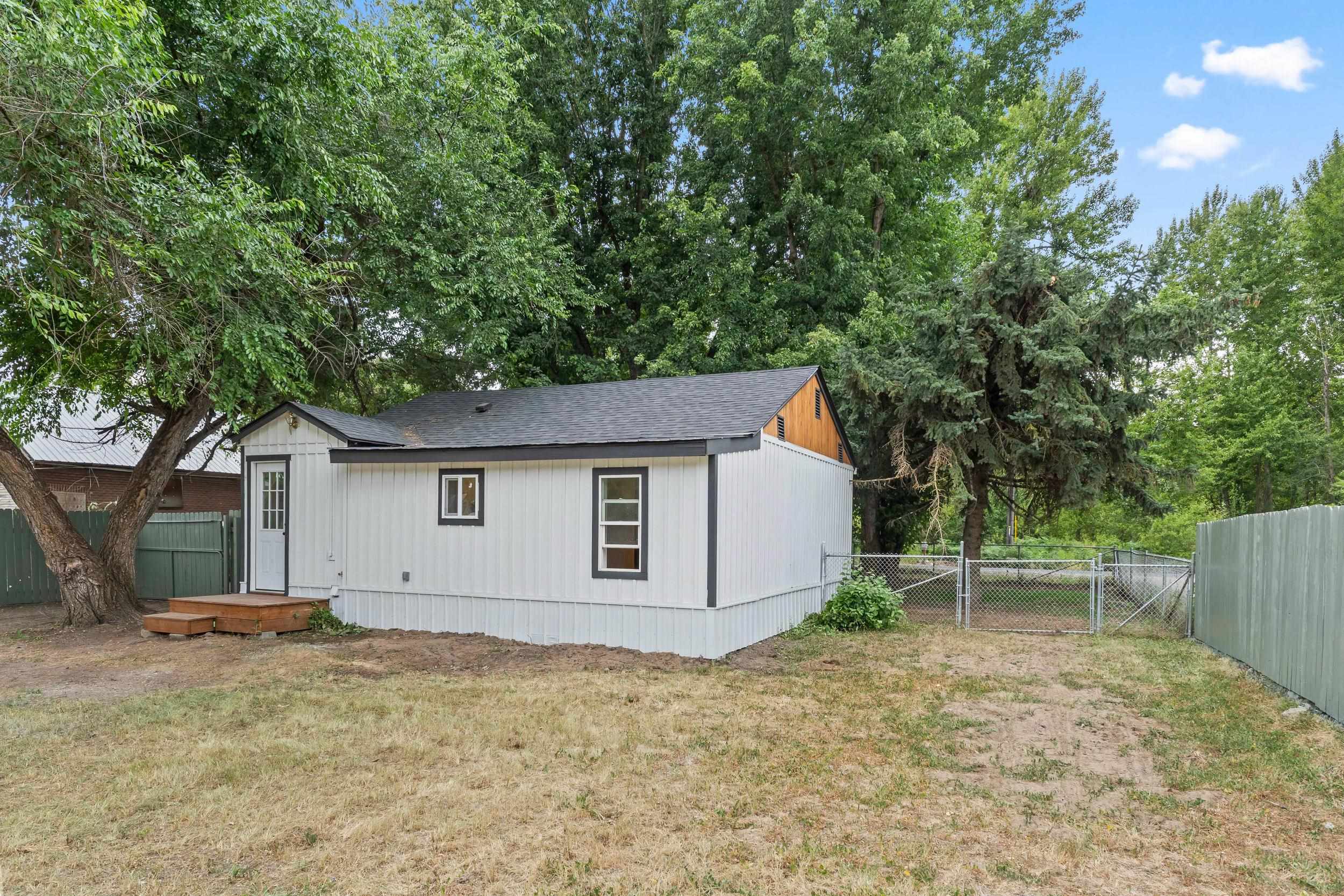 34326 North Milan Road Chattaroy, WA 99003 - Photo 21 of 25 Gallery Image 21