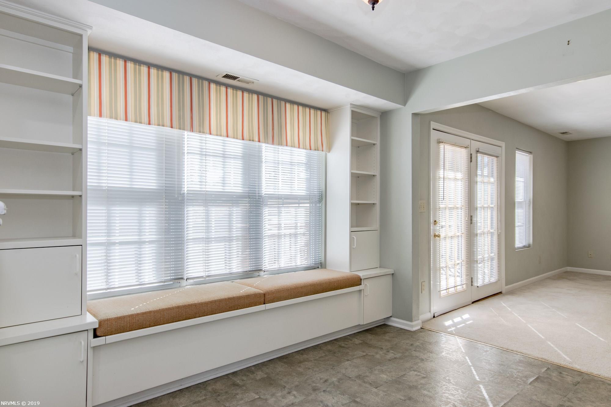 503 Meadow Ridge Radford, VA 24141 - Photo 28 of 52 Gallery Image 28