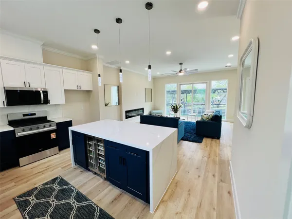 $2,995 | 3229 Tuam Street, Houston, TX 77004