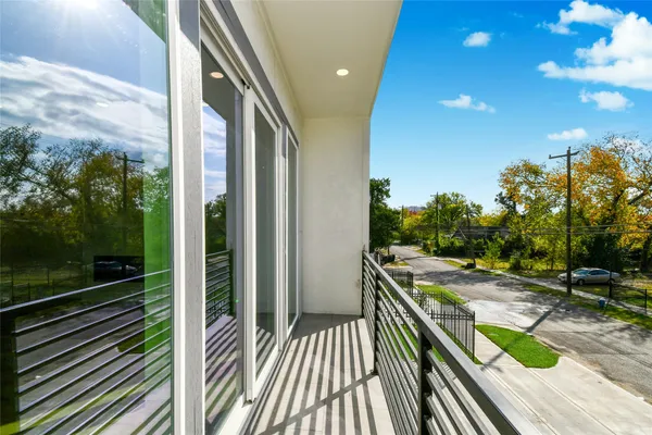 $2,995 | 3229 Tuam Street, Houston, TX 77004