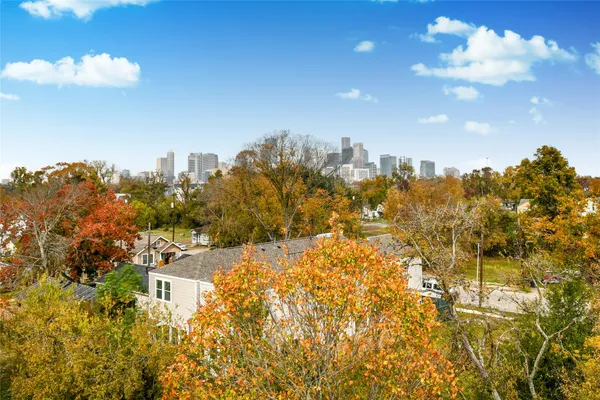 $2,995 | 3229 Tuam Street, Houston, TX 77004