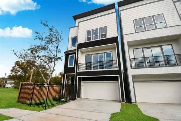 $2,995 | 3229 Tuam Street, Houston, TX 77004