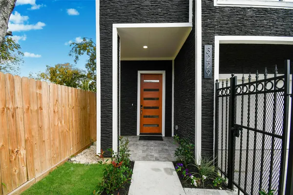 $2,995 | 3229 Tuam Street, Houston, TX 77004