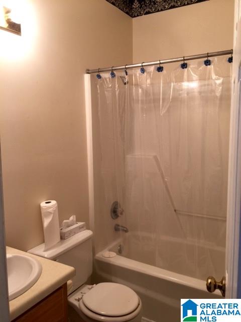 1805 Molly Lane Birmingham, AL 35235 - Photo 3 of 11