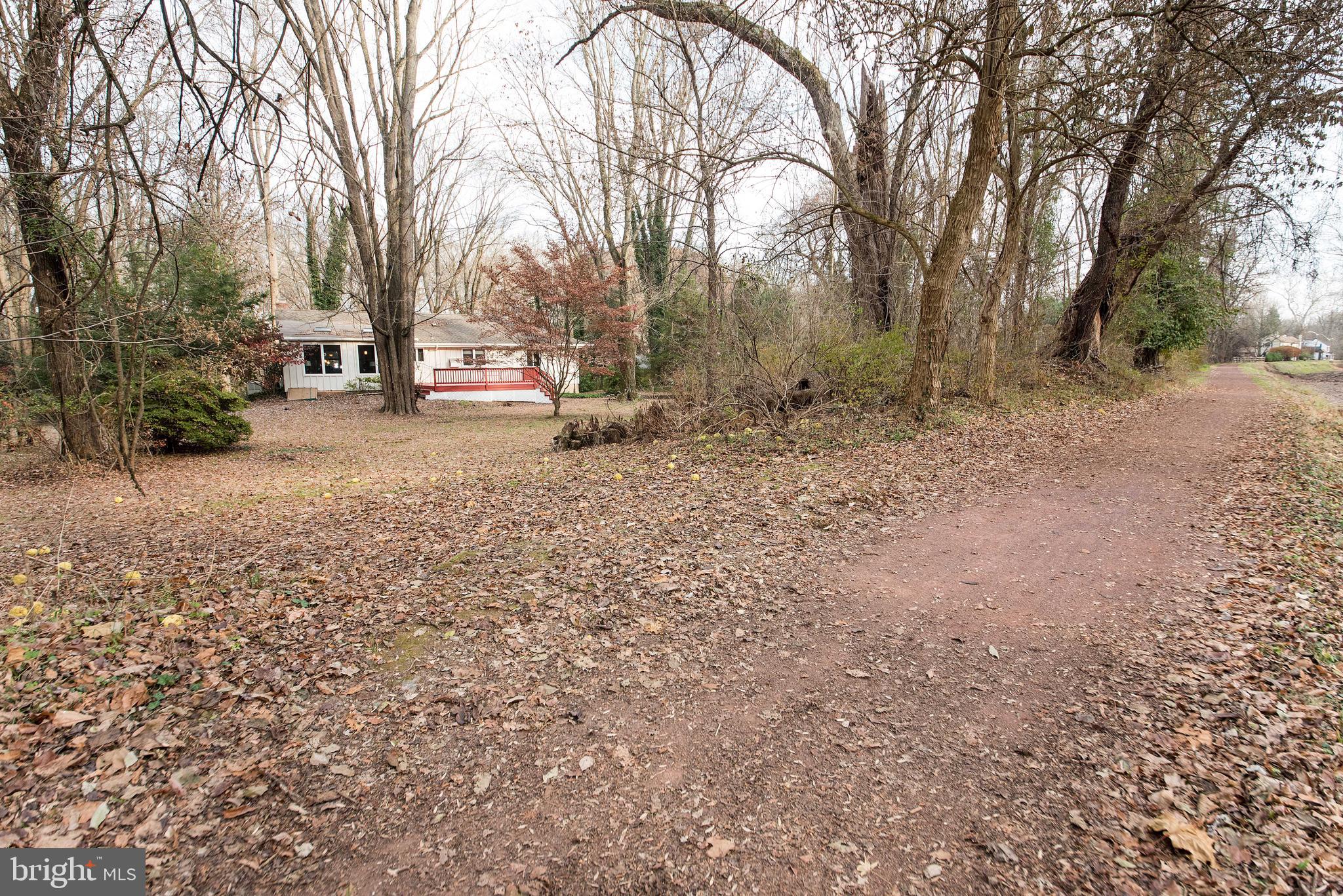 201 River Road Washington Crossing, PA 18977 - Photo 8 of 41 Access canal path right from the backyard.