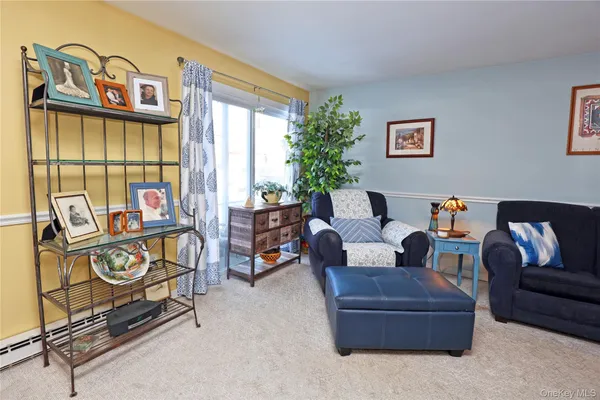 $175,900 | 81 Sterling Street, Unit 81, Beacon, NY 12508