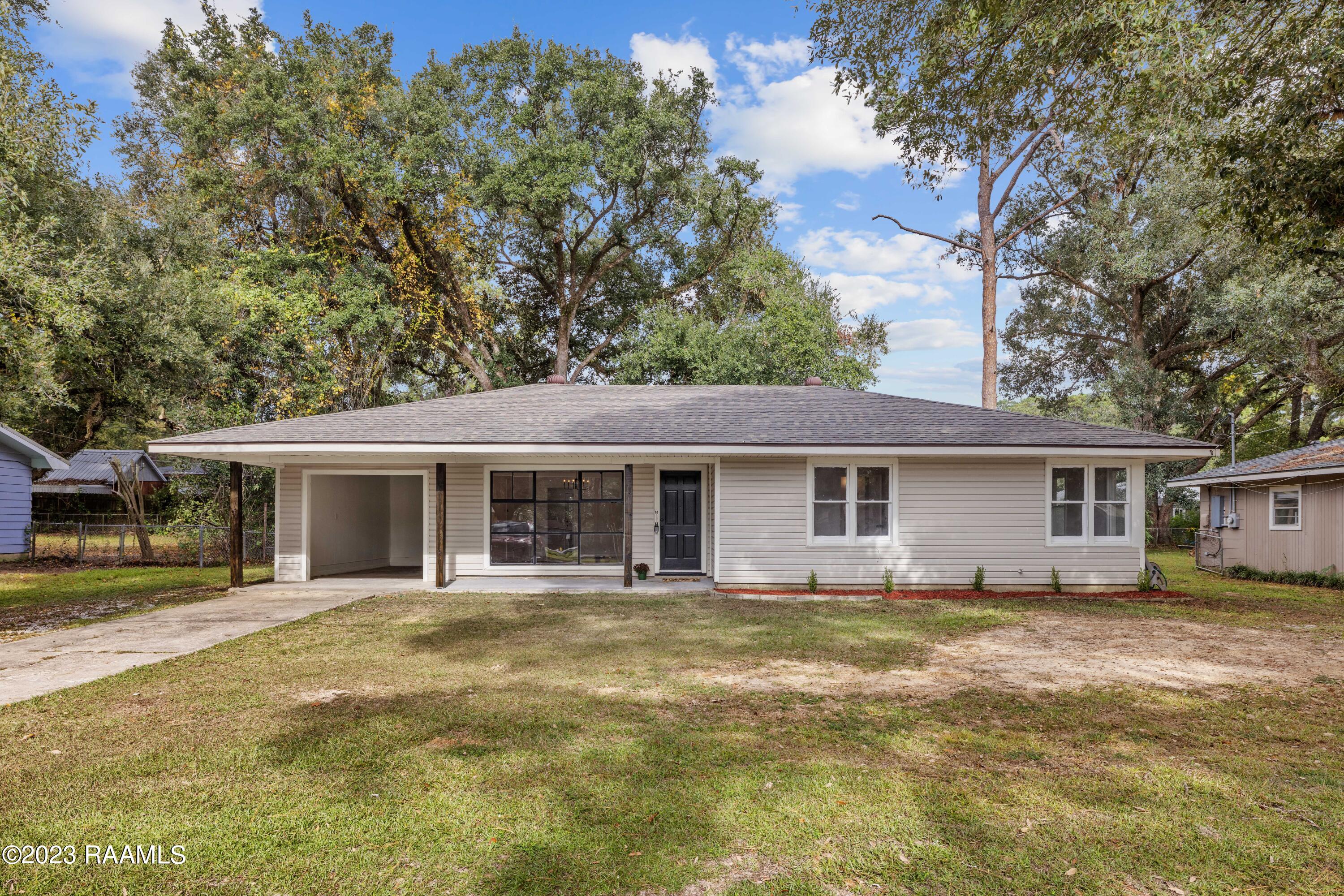 305 River Road Lafayette, LA 70501 - Photo 1 of 25 305 River Rd-1