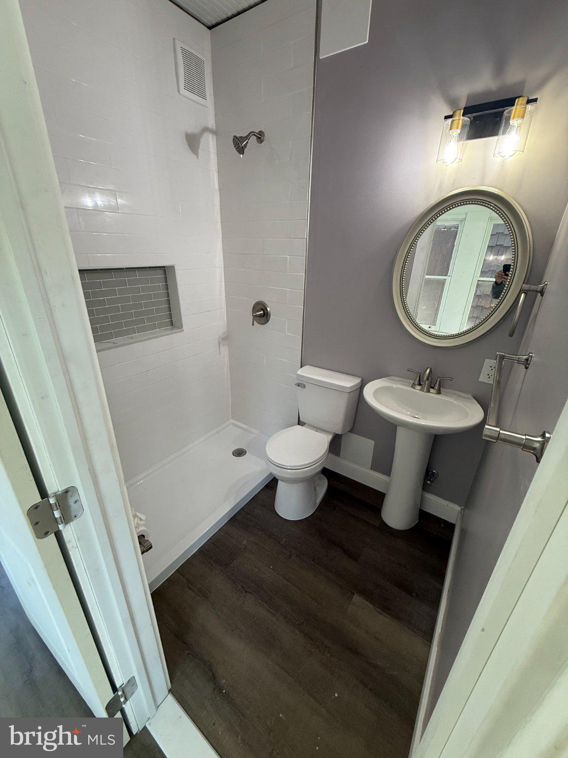 223 Friedensburg Road Reading, PA 19606 - Photo 22 of 29 First floor full bathroom
