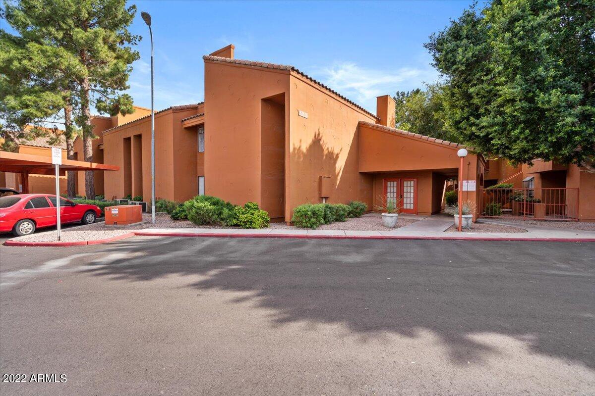 747 South Ext Road, Unit 209 Mesa, AZ 85210 - Photo 25 of 25 01-Red Hog Media AZ