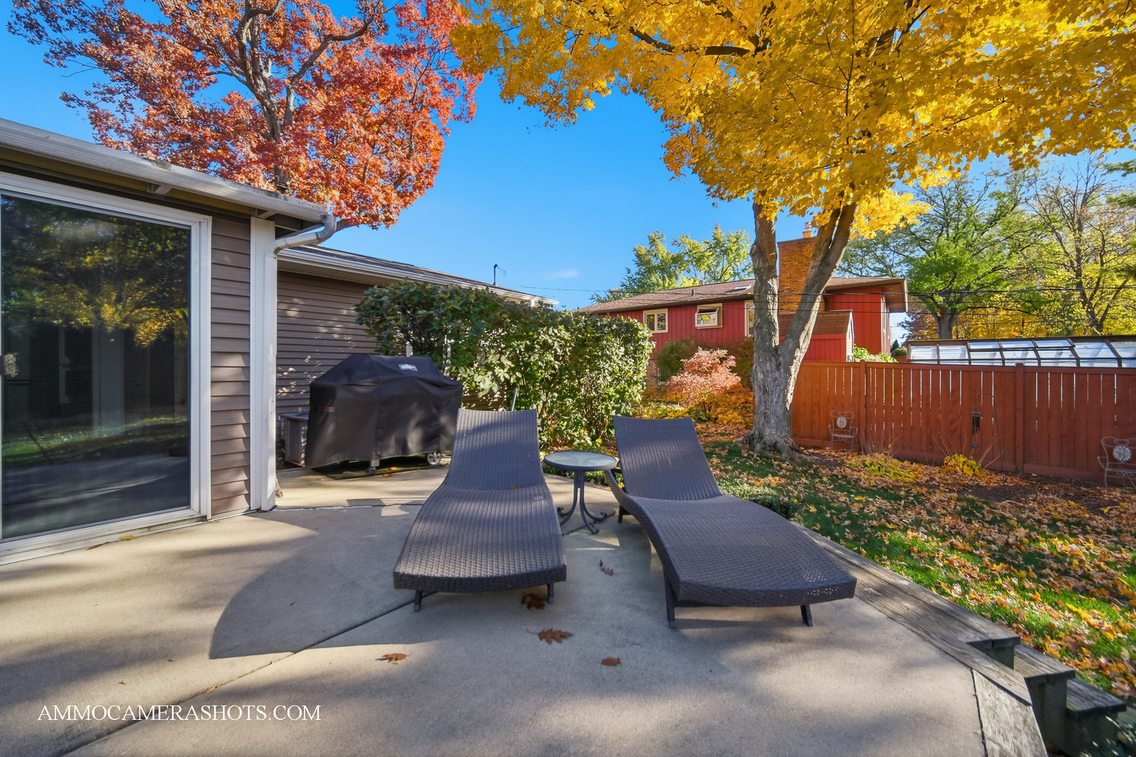 817 Woodland Hills Road Batavia, IL 60510 - Photo 27 of 38 a view of a patio in backyard