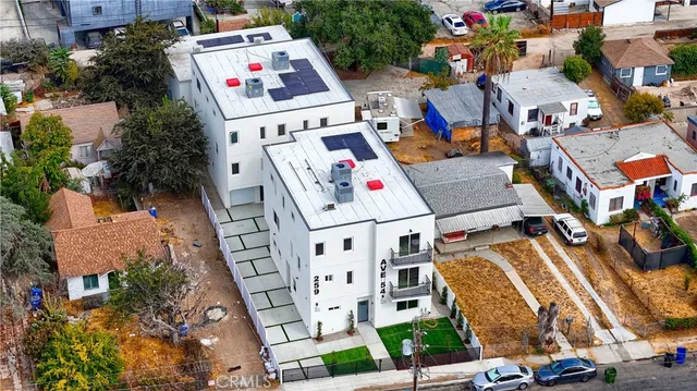 $3,500 | 257 South Ave 54, Unit 1/2, Los Angeles, CA 90042